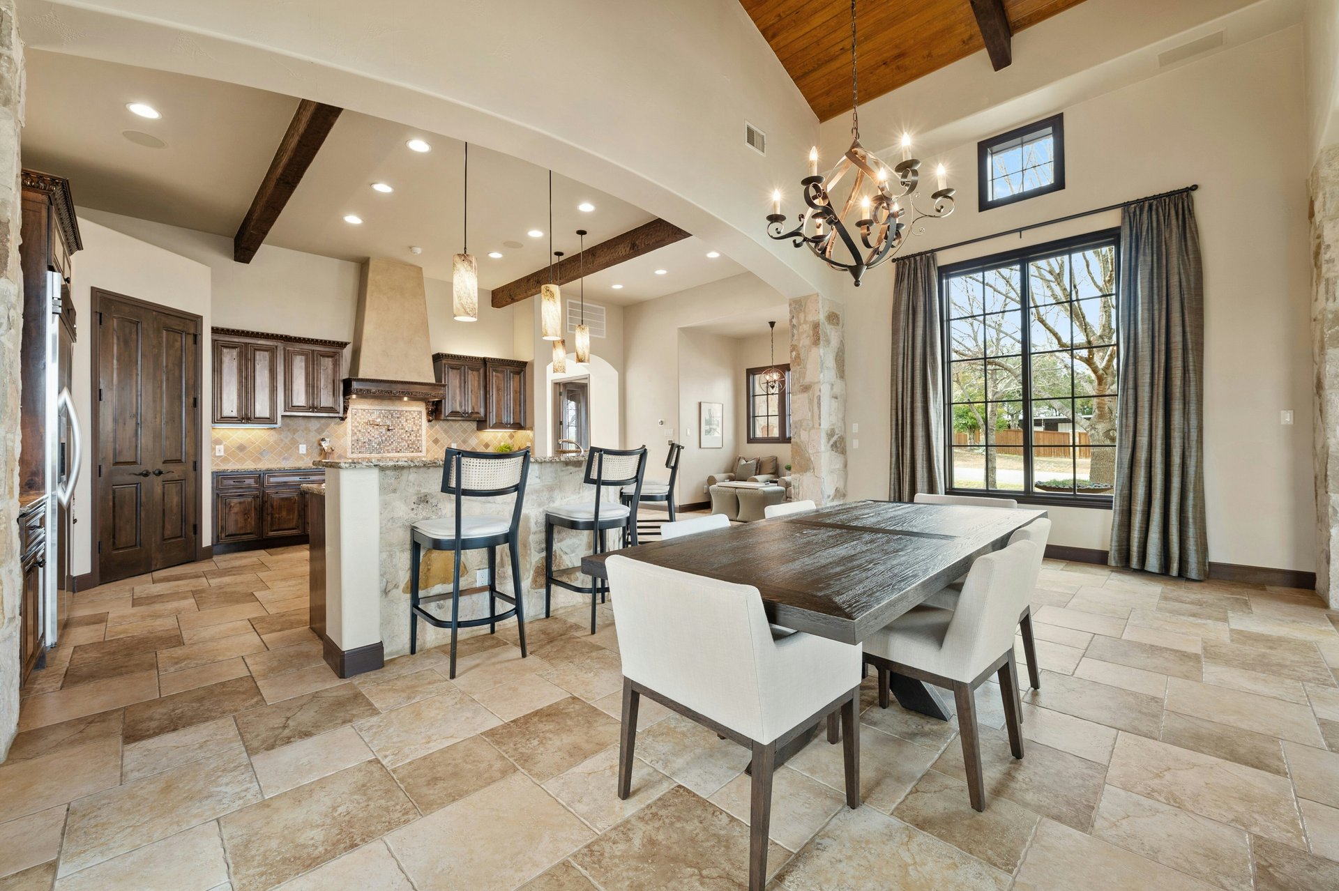 10213 Amwell Cove