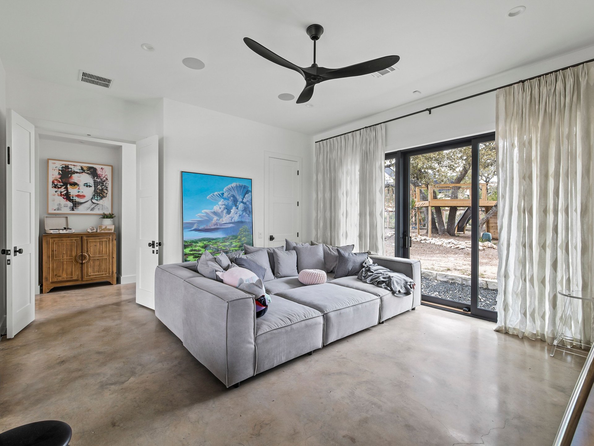 A Modern Hill Country Masterpiece at Creek Road Ranch