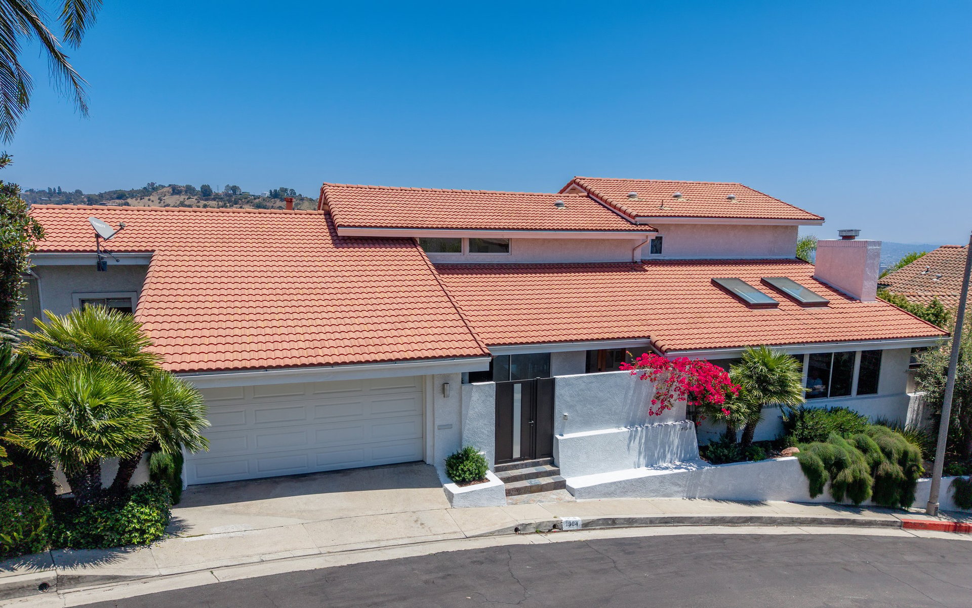 1904 N. Crescent Heights Blvd.
