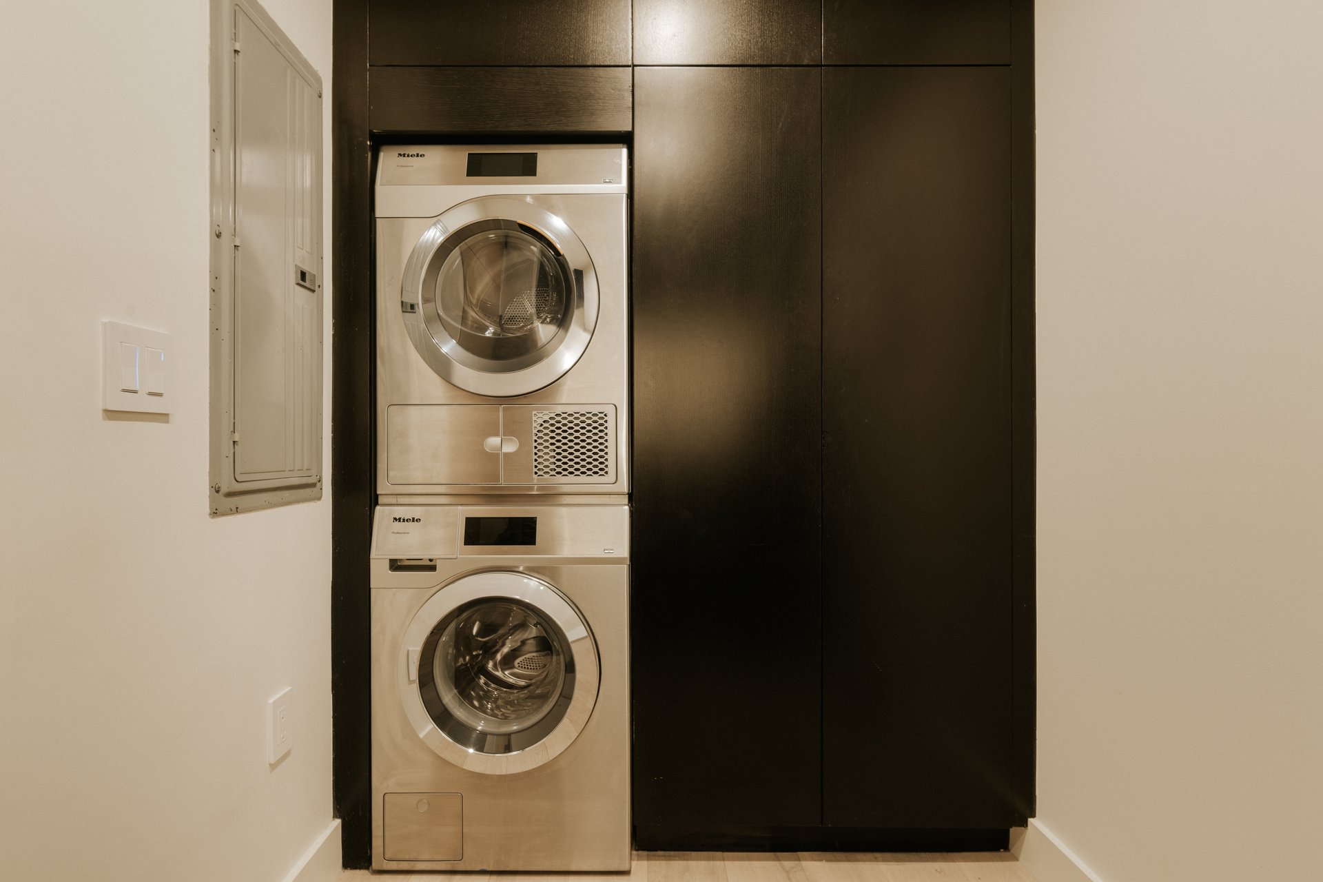 6250 Hollywood Blvd Unit: 14A