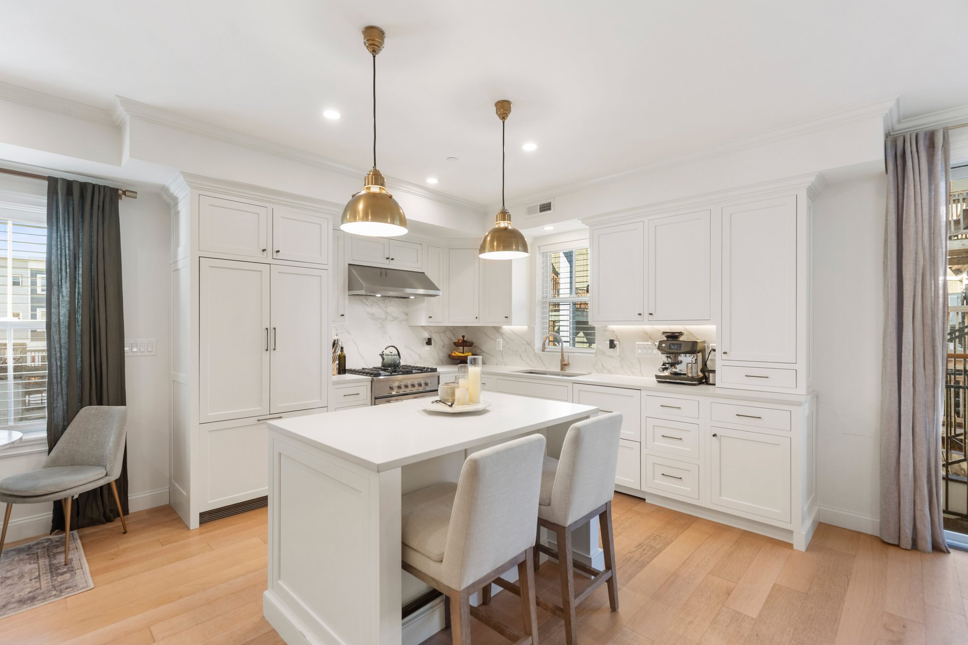 64 Baxter St #1