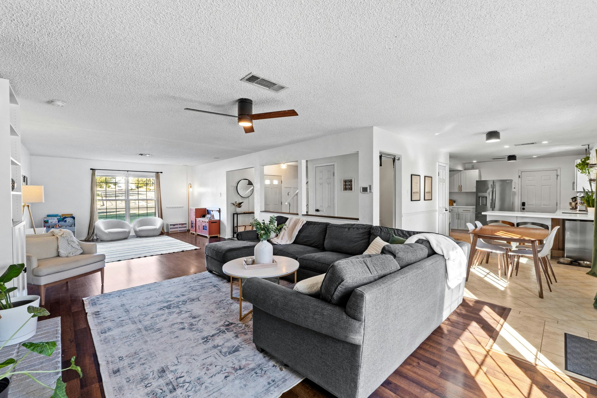 Enchanting Gracywoods Retreat with Pool, Multiple Living Spaces, and Near Domain & Q2 Stadium!