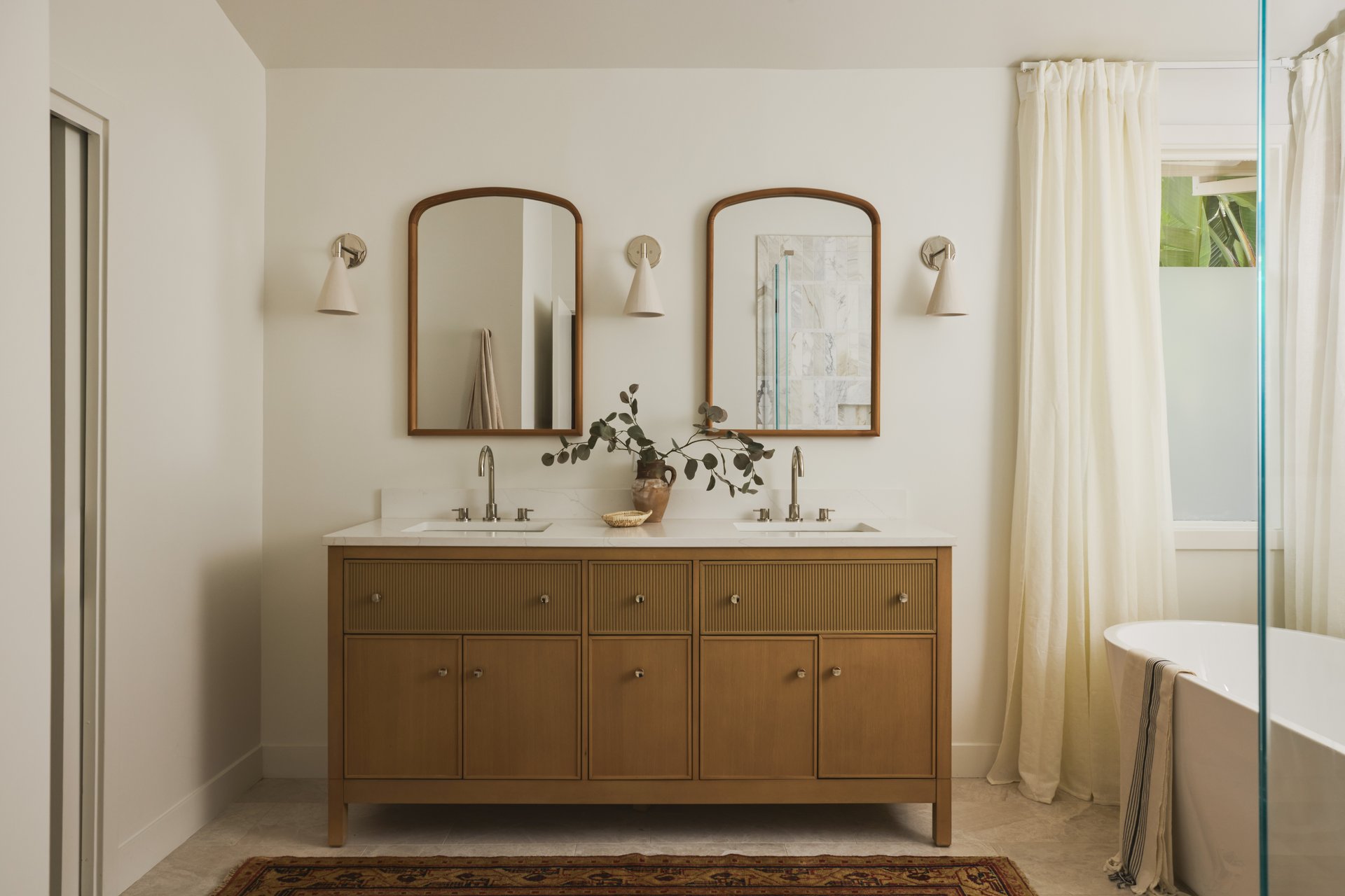 2508 N Vermont Ave, Los Feliz