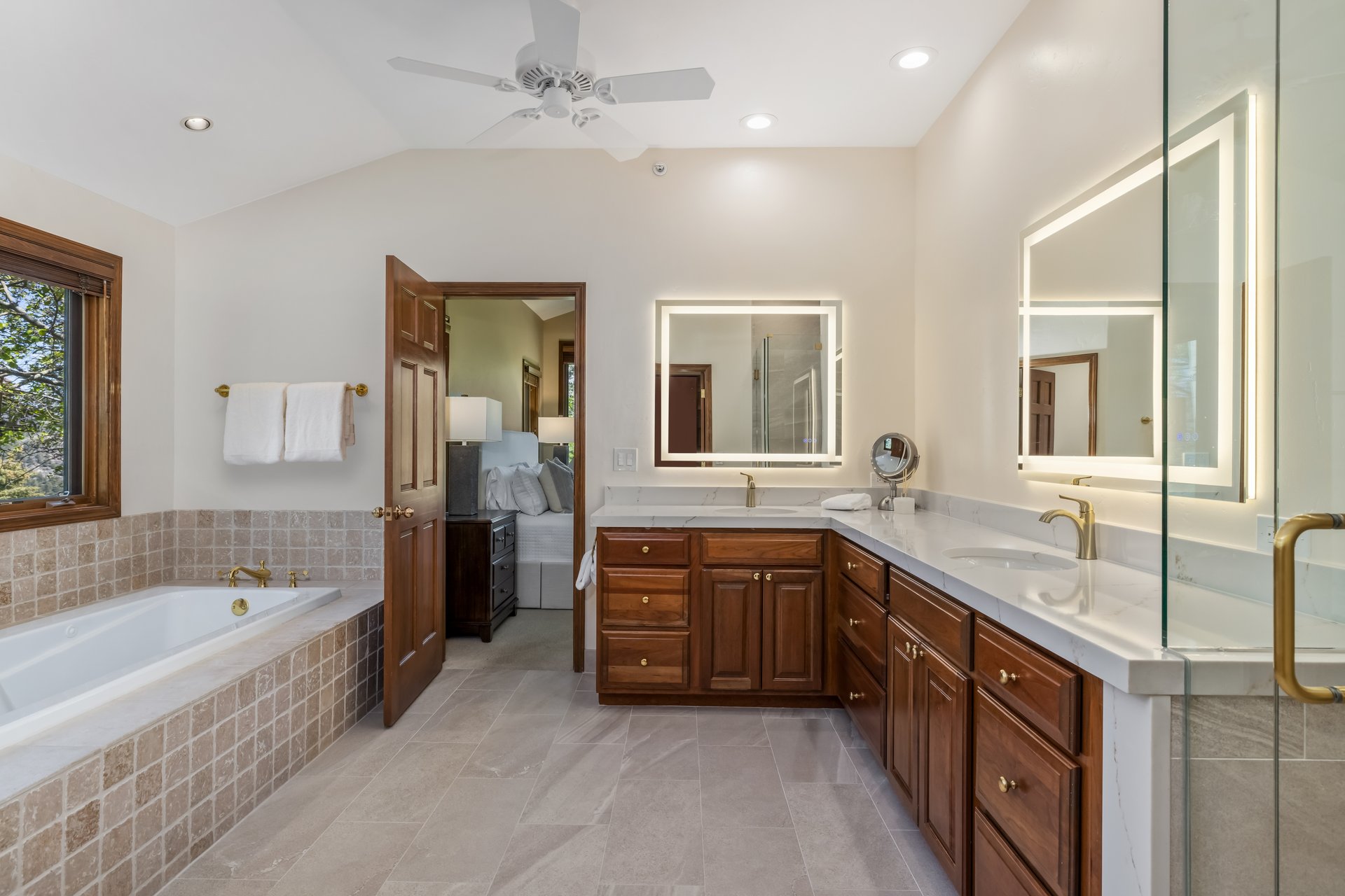 167 Saddle Ridge Loop