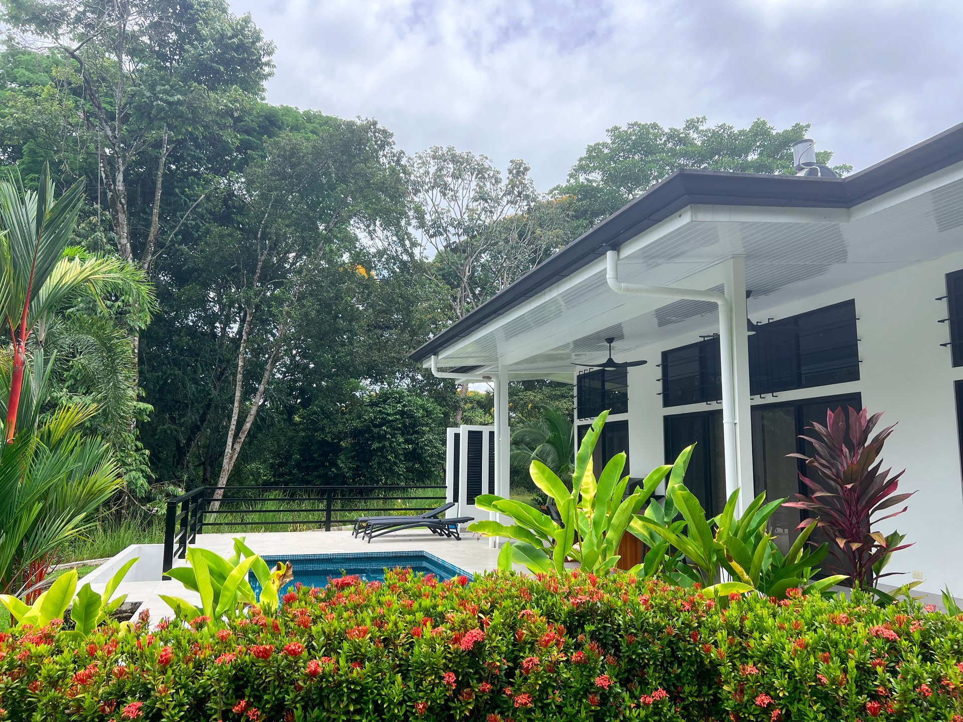 Casa Canto del Río ✨ – A Natural Gem with Modern Comfort in the Heart of the Tropical Jungle