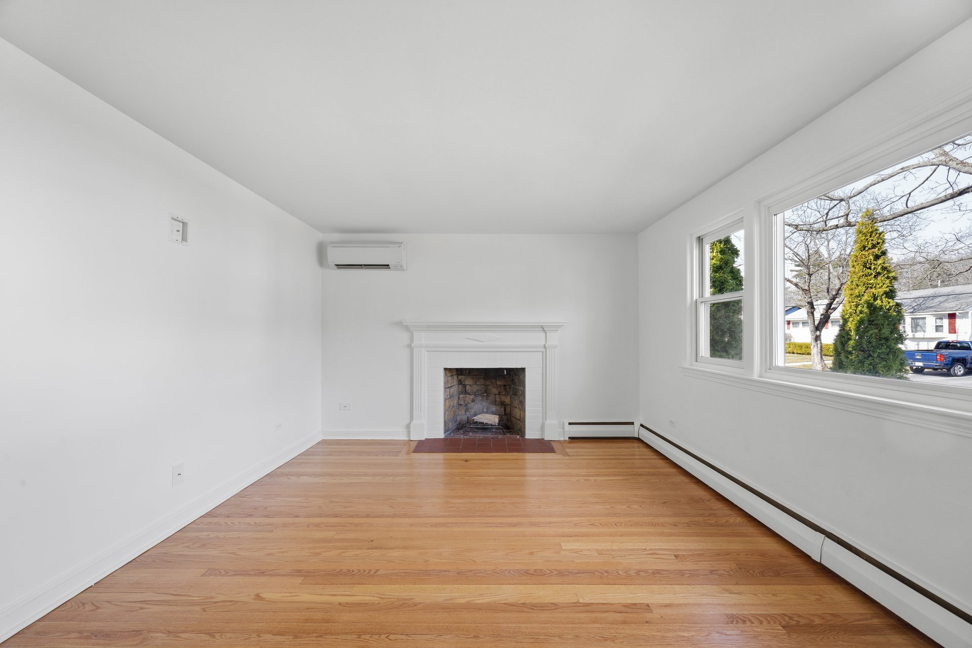 10 Meadowbrook Lane
