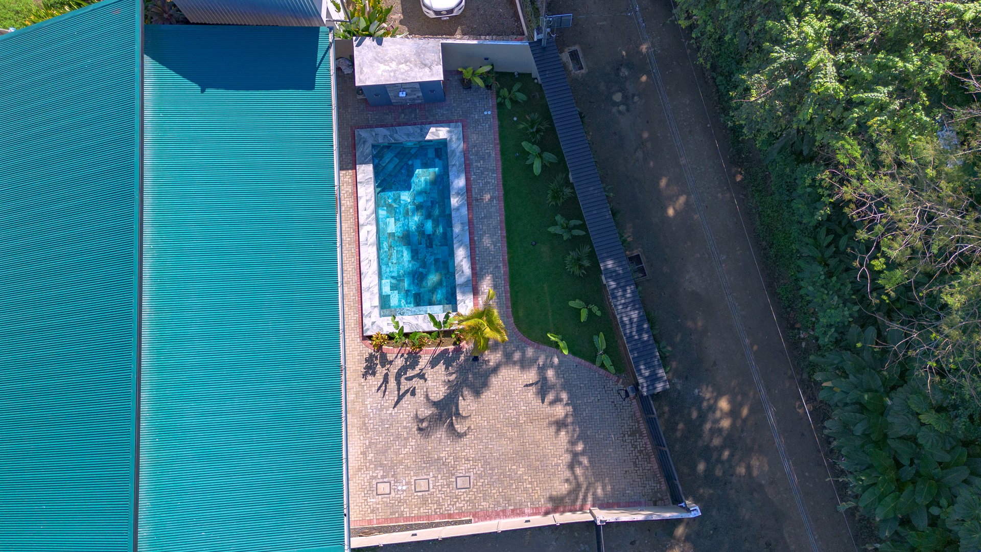 Modern Coastal Luxury: New 3-Bedroom Home Steps from South Pacific Beach