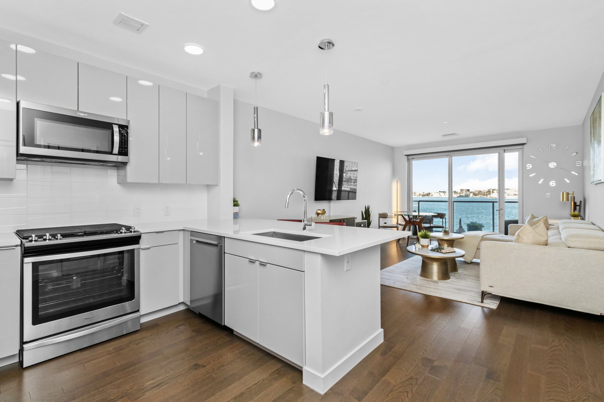 Slip65 Residence 209