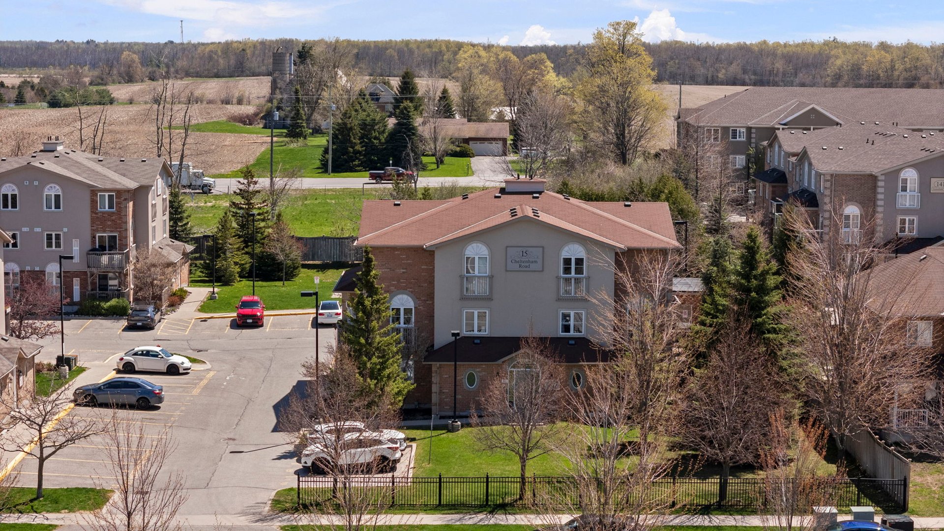 #1-15 Cheltenham Road, Barrie