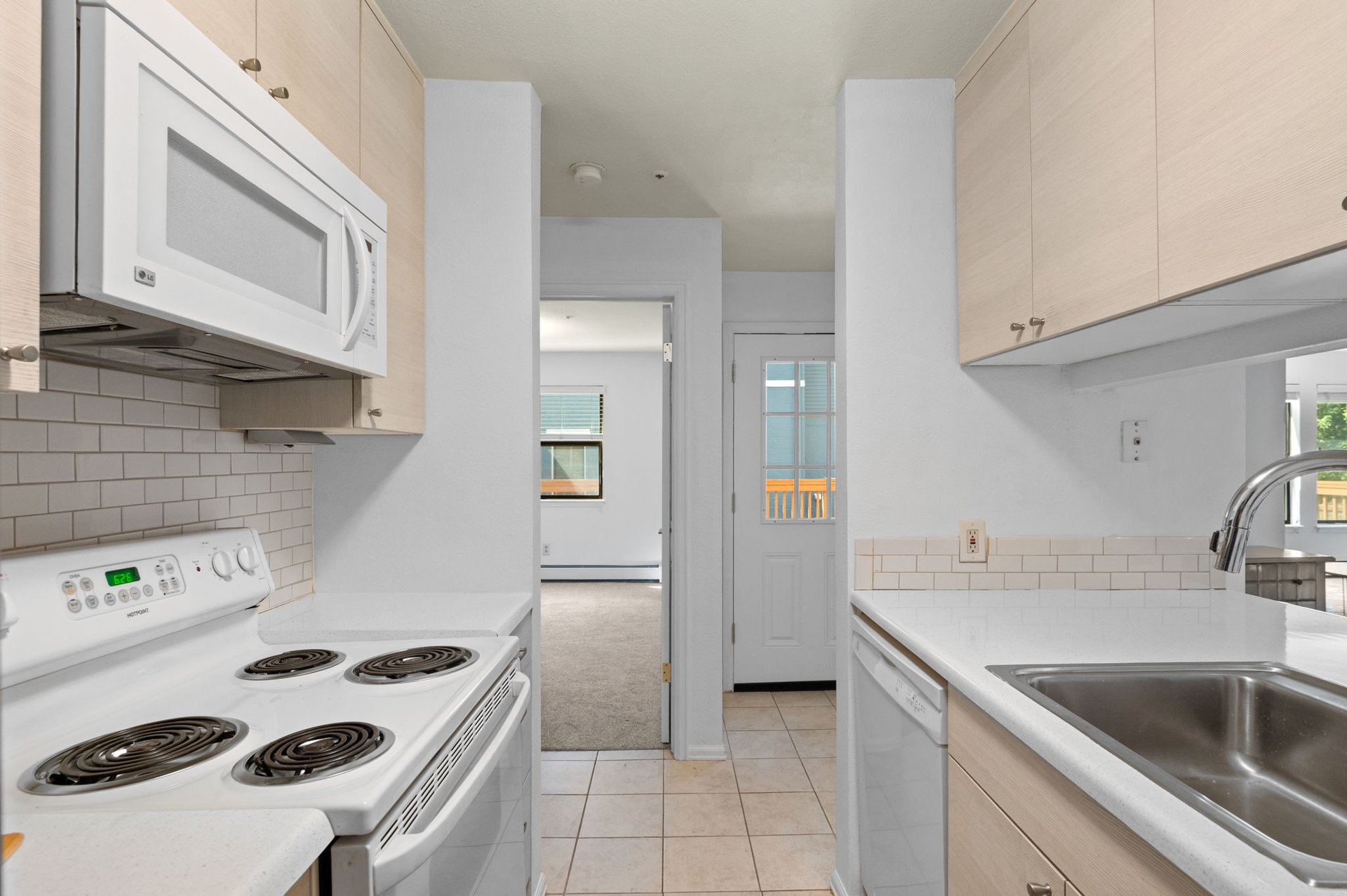 3025 Broadway Street Unit: 2