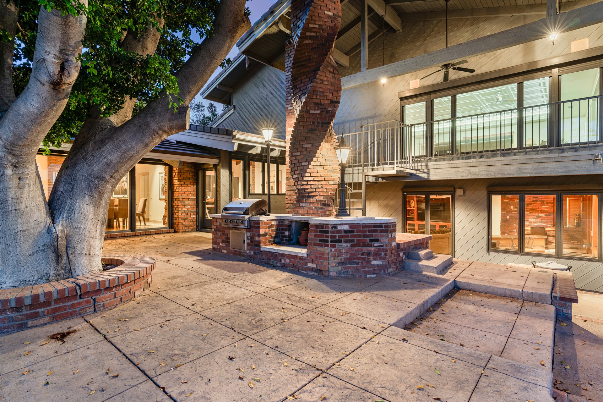 Luxury PV Hilltop Sanctuary