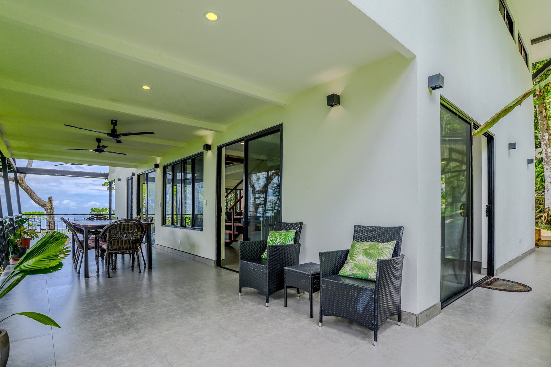 Casa La Roca, Whale's Tail 3 Bedroom Home In Uvita!