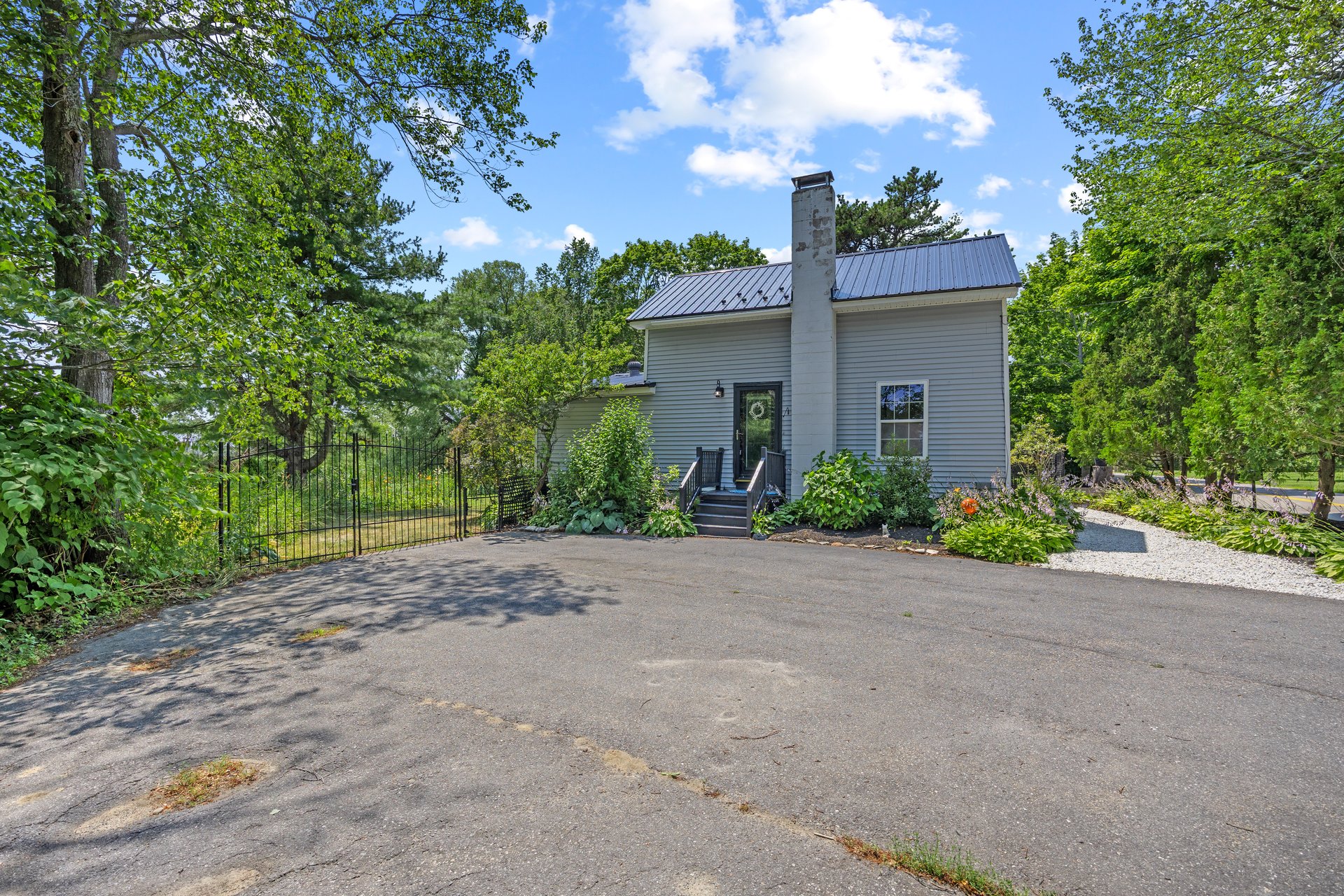 4 Old County Road