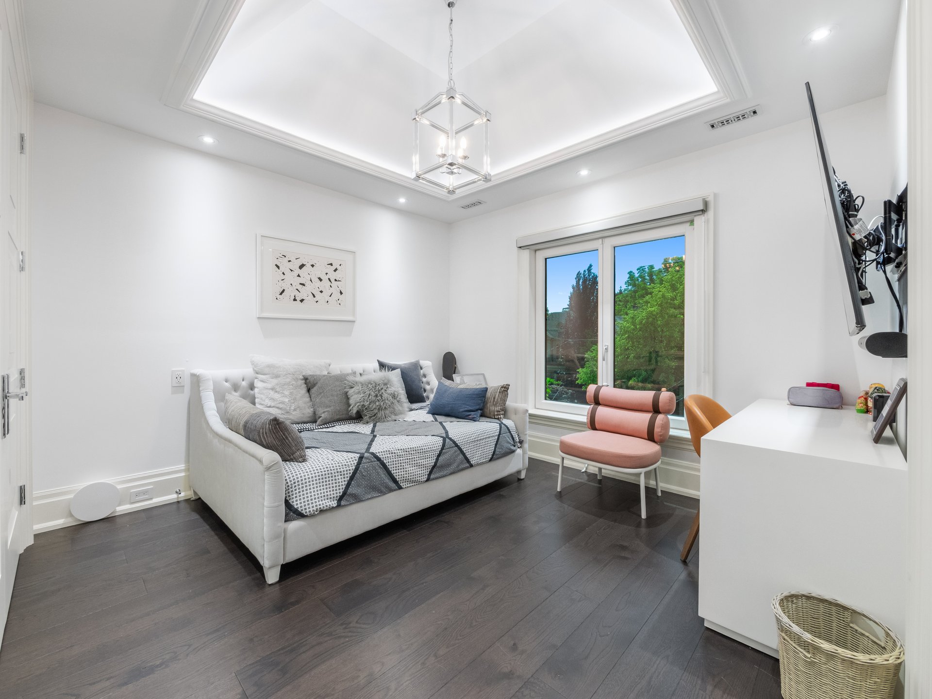 Ultimate Luxury In Bedford Park