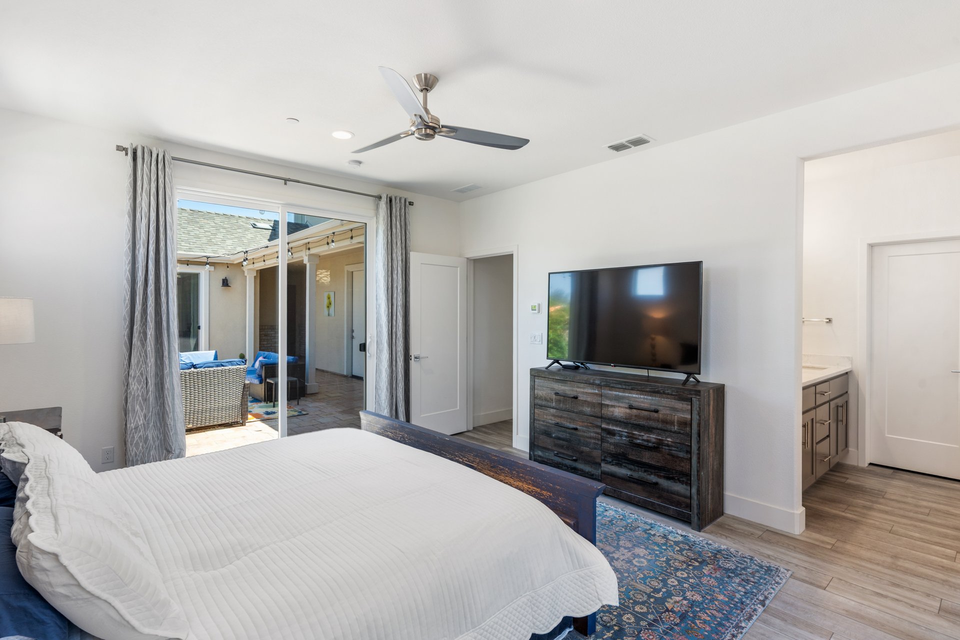 5735 Knight Rd, Rohnert Park