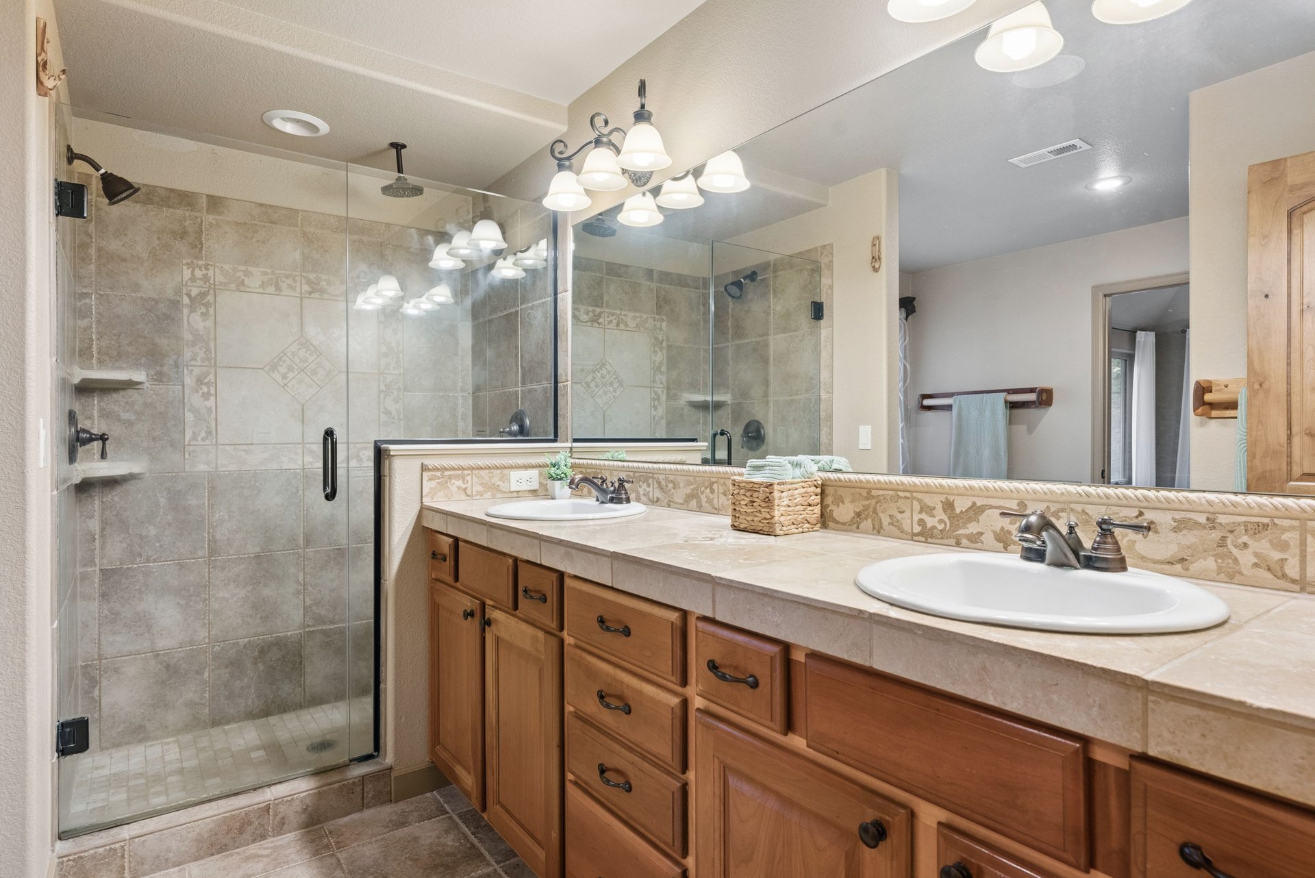 14953 Snowy Pine Point