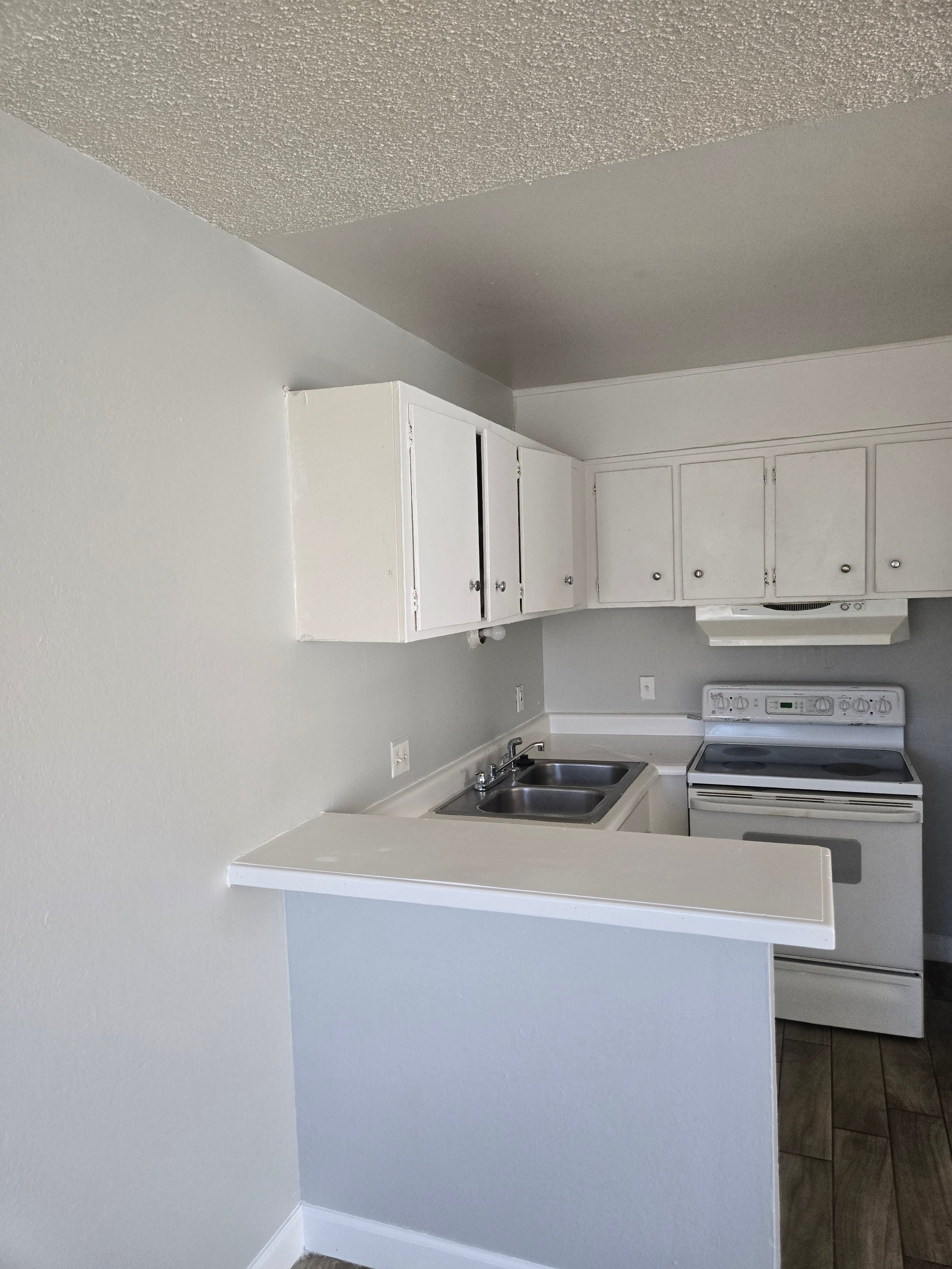 485 North Circle #2 Las Vegas, NV 89119