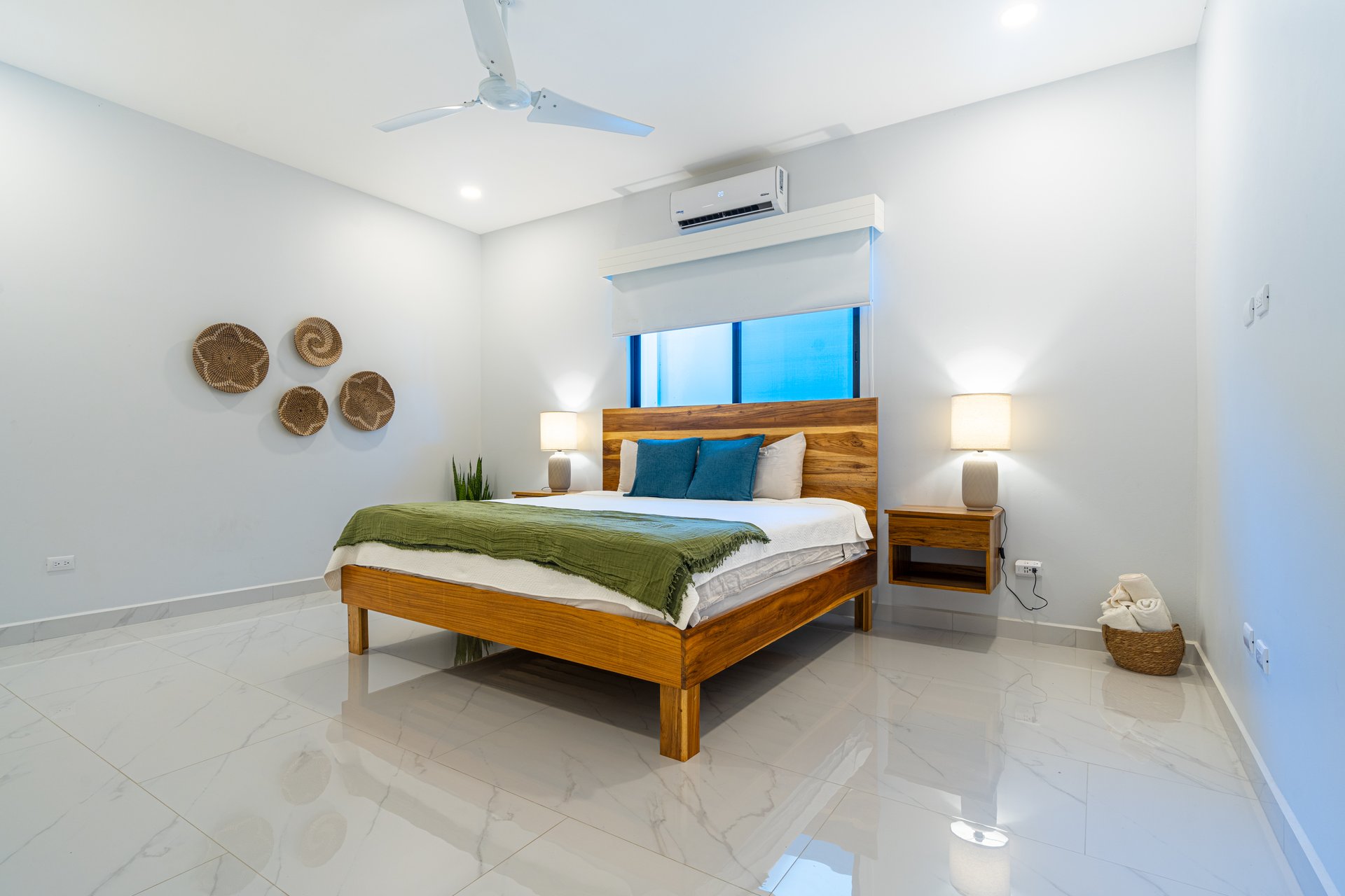 FIRE SALE!!!!! Immaculate New Build with Modern Design & Premium Features
