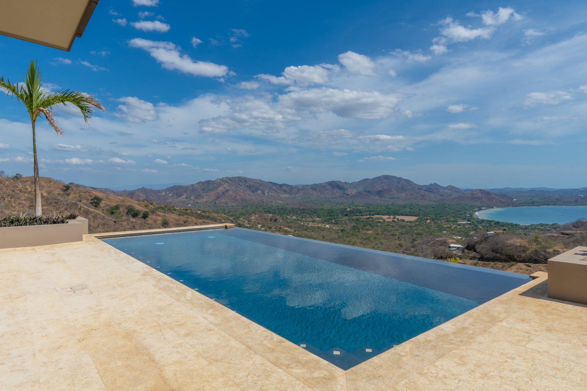 Casa Vista Escondida | 5 Bedroom Ocean View Estate with Seller Financing & Additional Lot in Playa Potrero Costa Rica