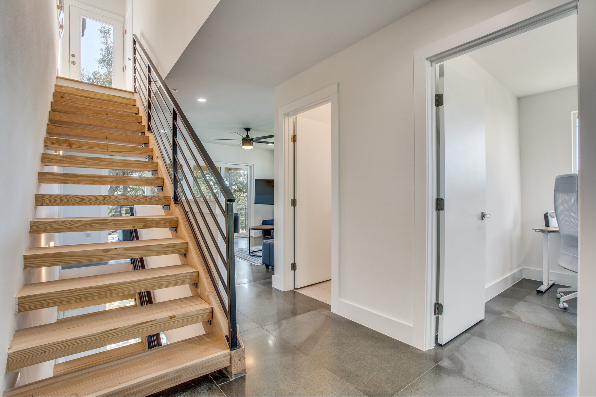 3409 Pennsylvania Ave #2