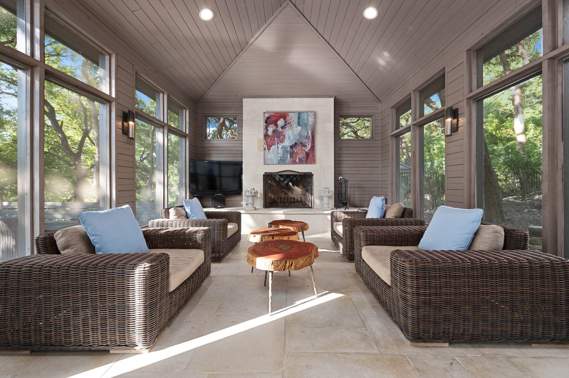 2406 Pemberton Parkway