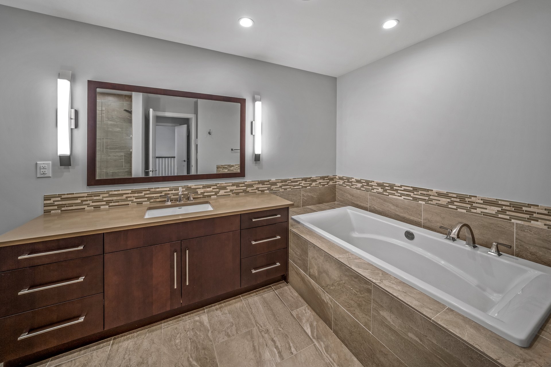 19 Creekside Mews