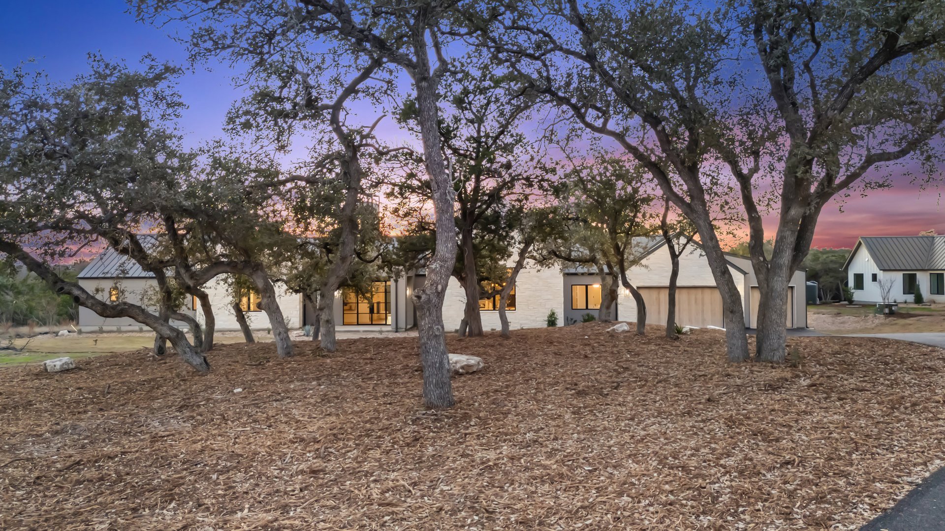Oakstone Place