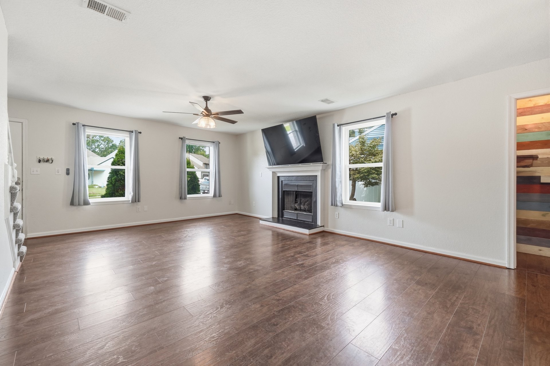 	1824 Finsbury Lane
