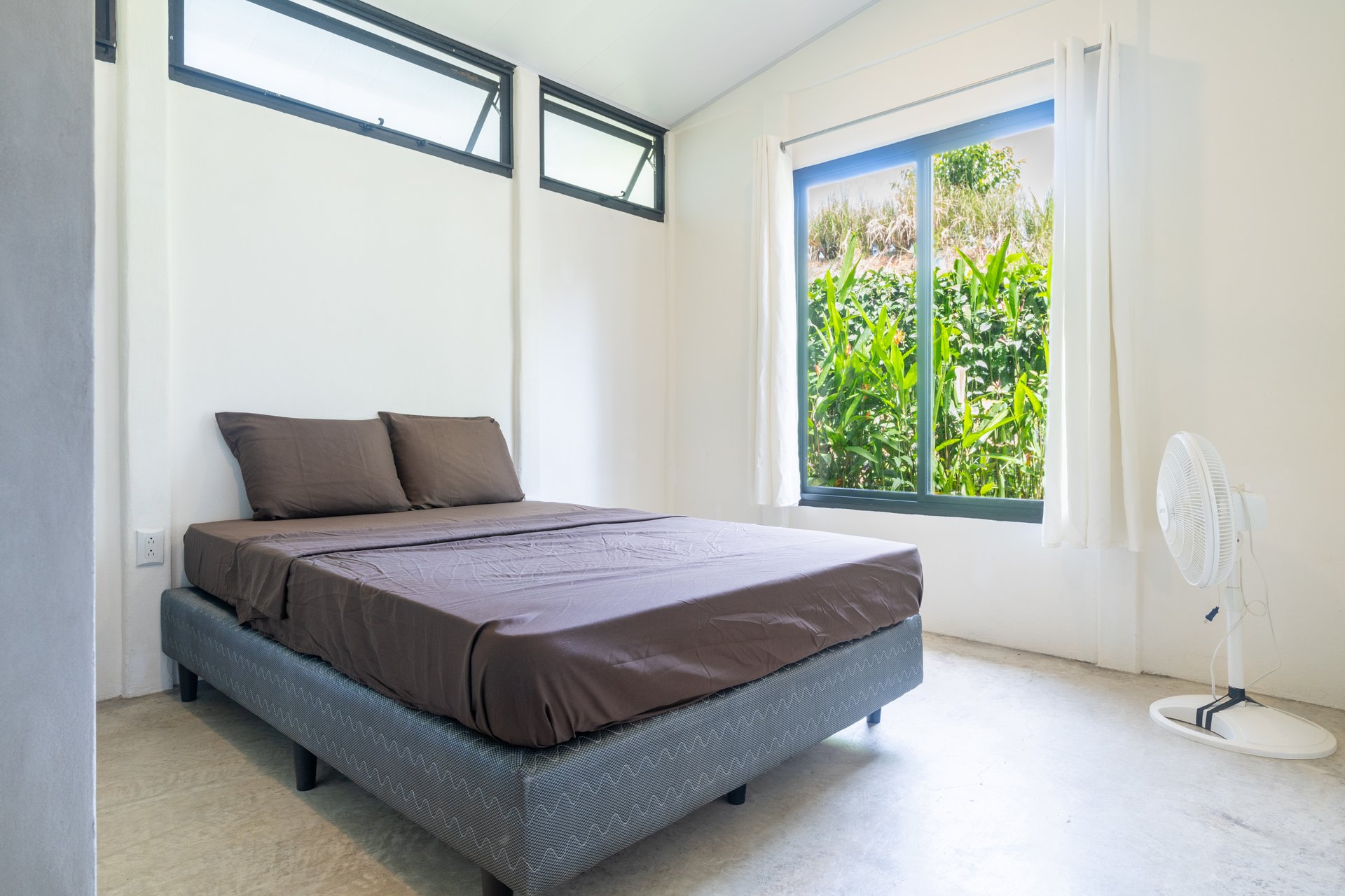 Turnkey Property with 3 Income-Generating Homes in an Exceptional Uvita Location