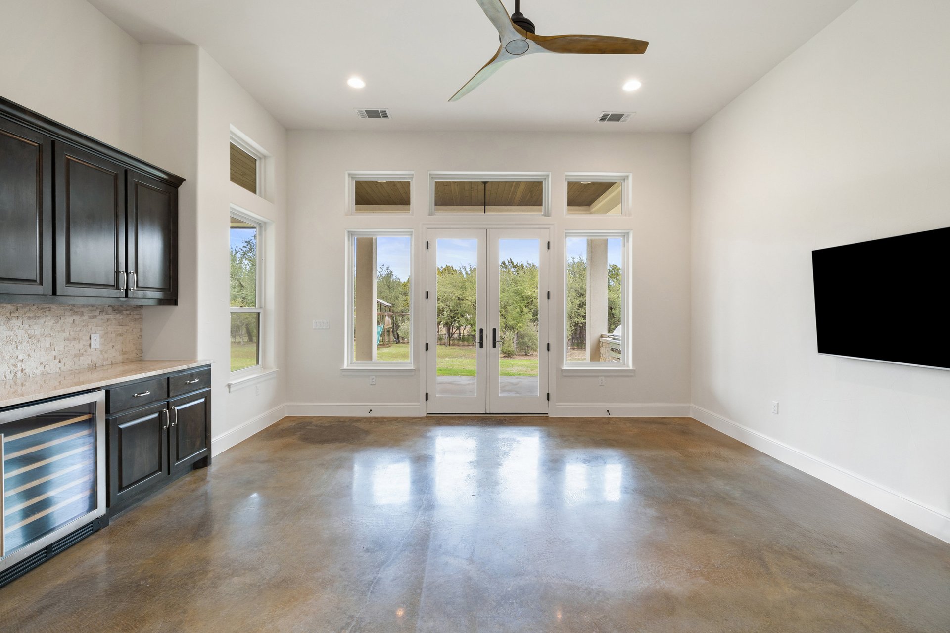 8609 Bellancia Dr