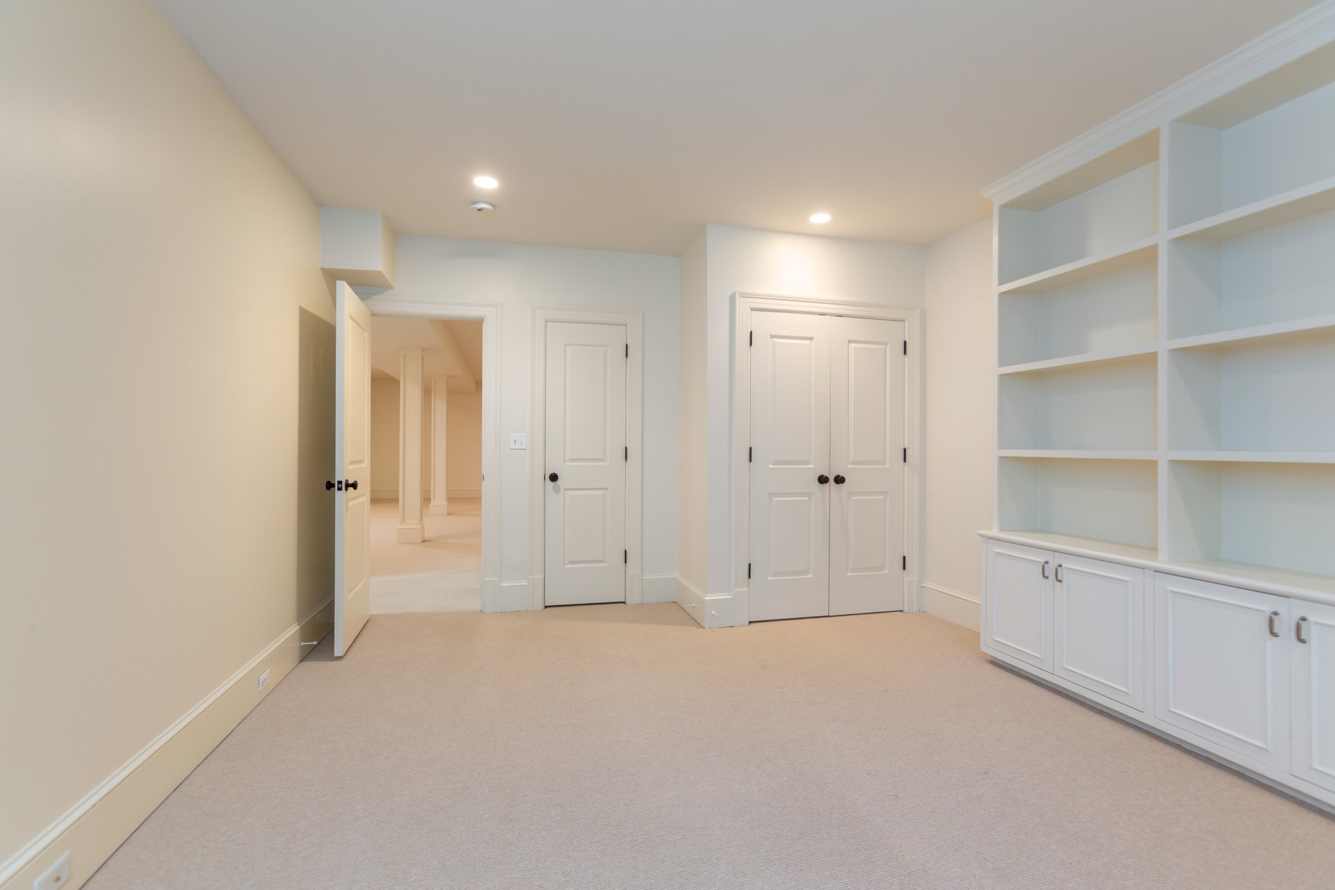 2608 36th Place NW