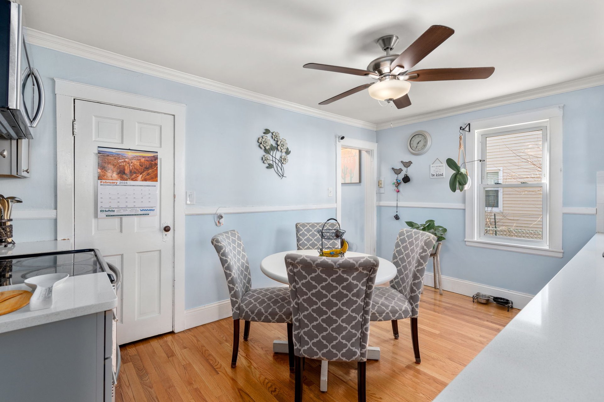 50-52 Whiton Ave