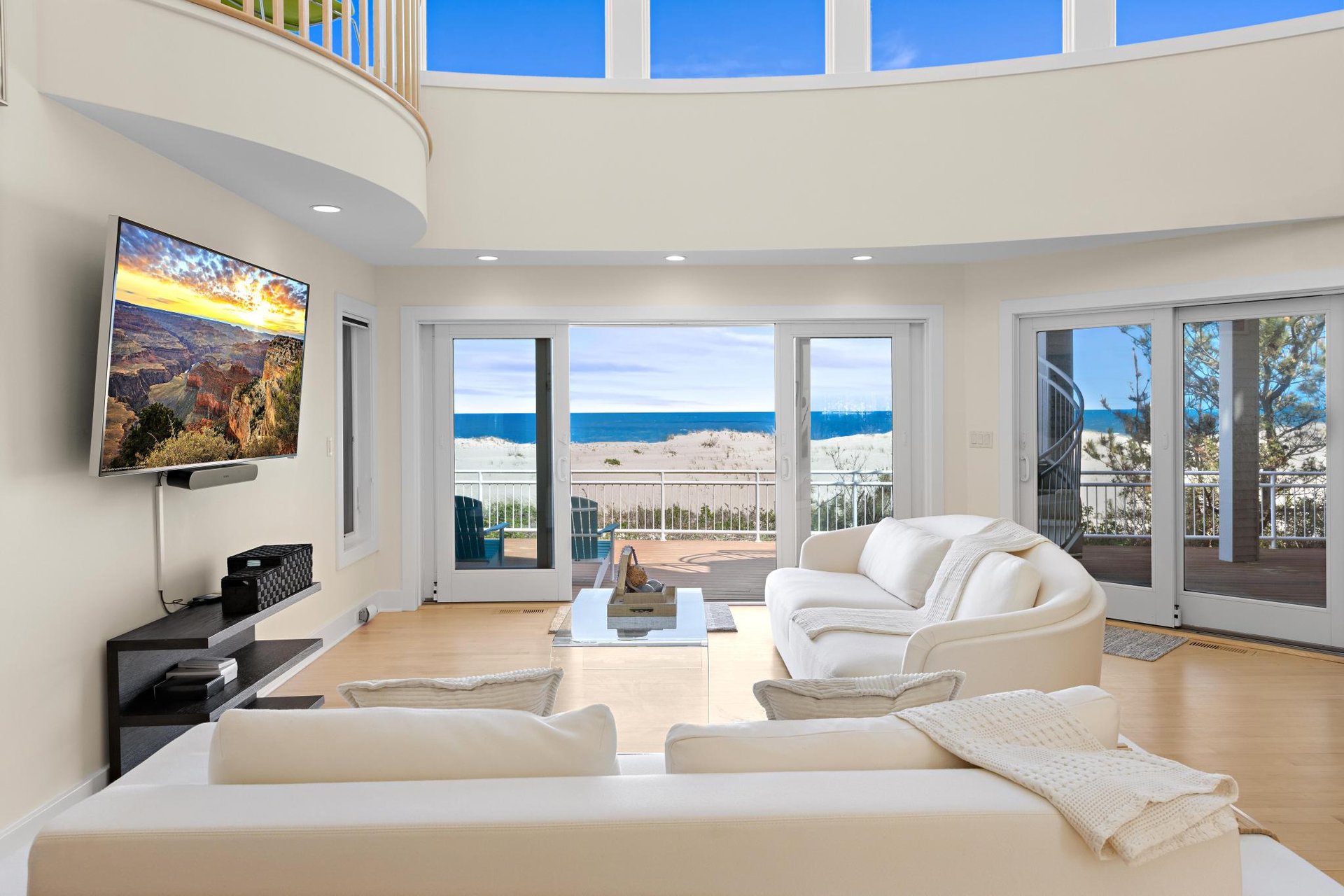 101 E Long Beach Boulevard 