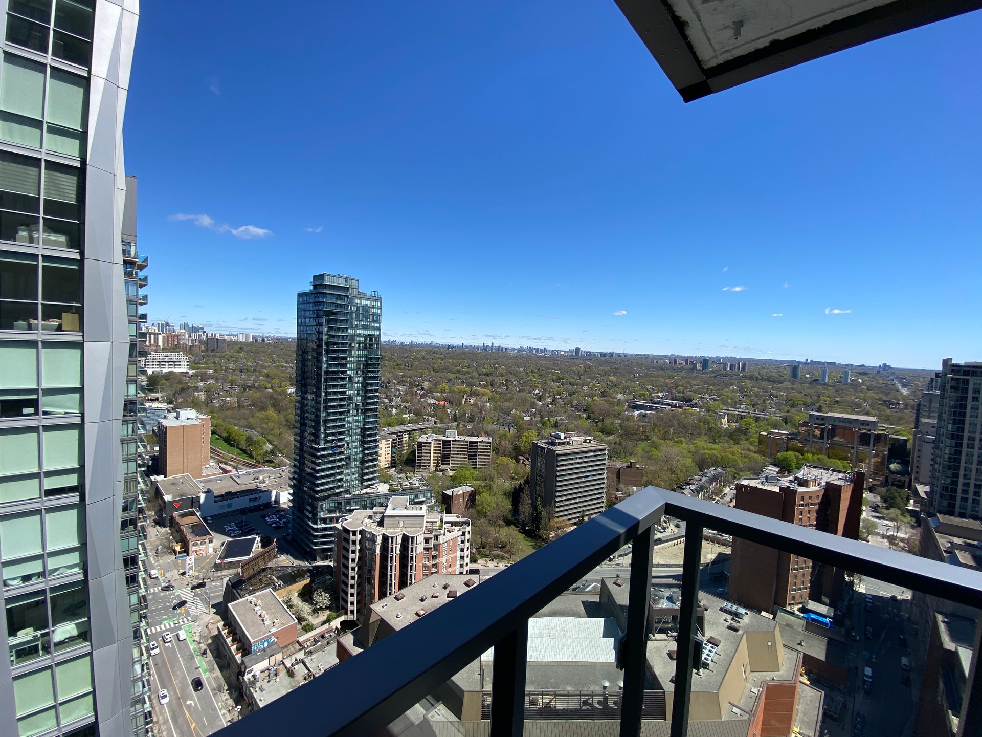 8 Cumberland Street Unit: 3007