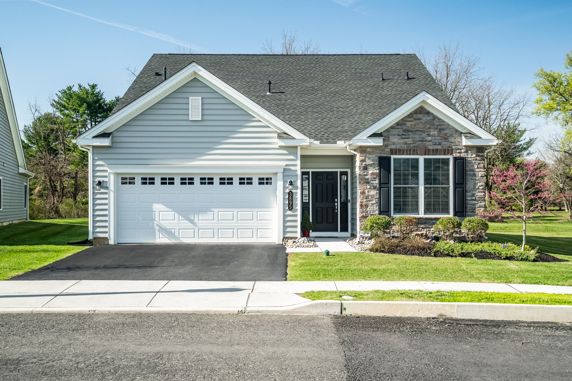 3895 Victors Way