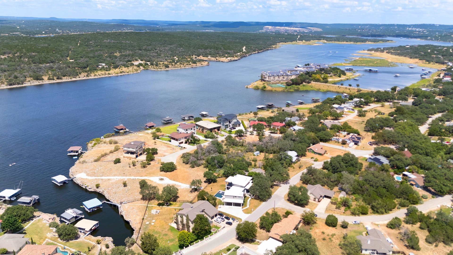 2912 Patriot Drive & 3002 Point Cove