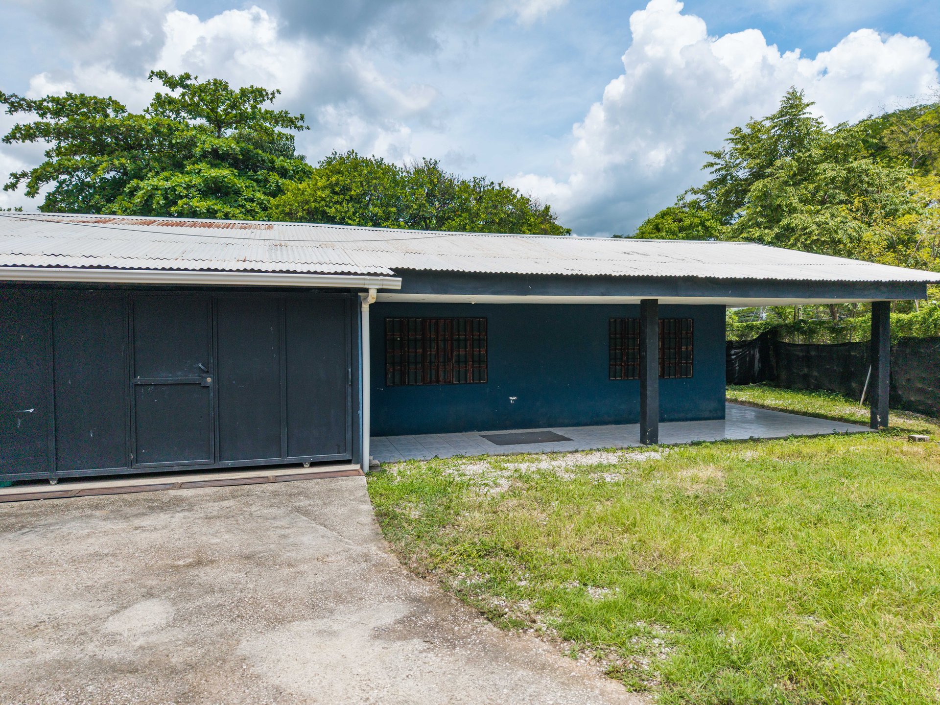 Potrero Fixer Upper | Fully Serviced 500 m² Lot