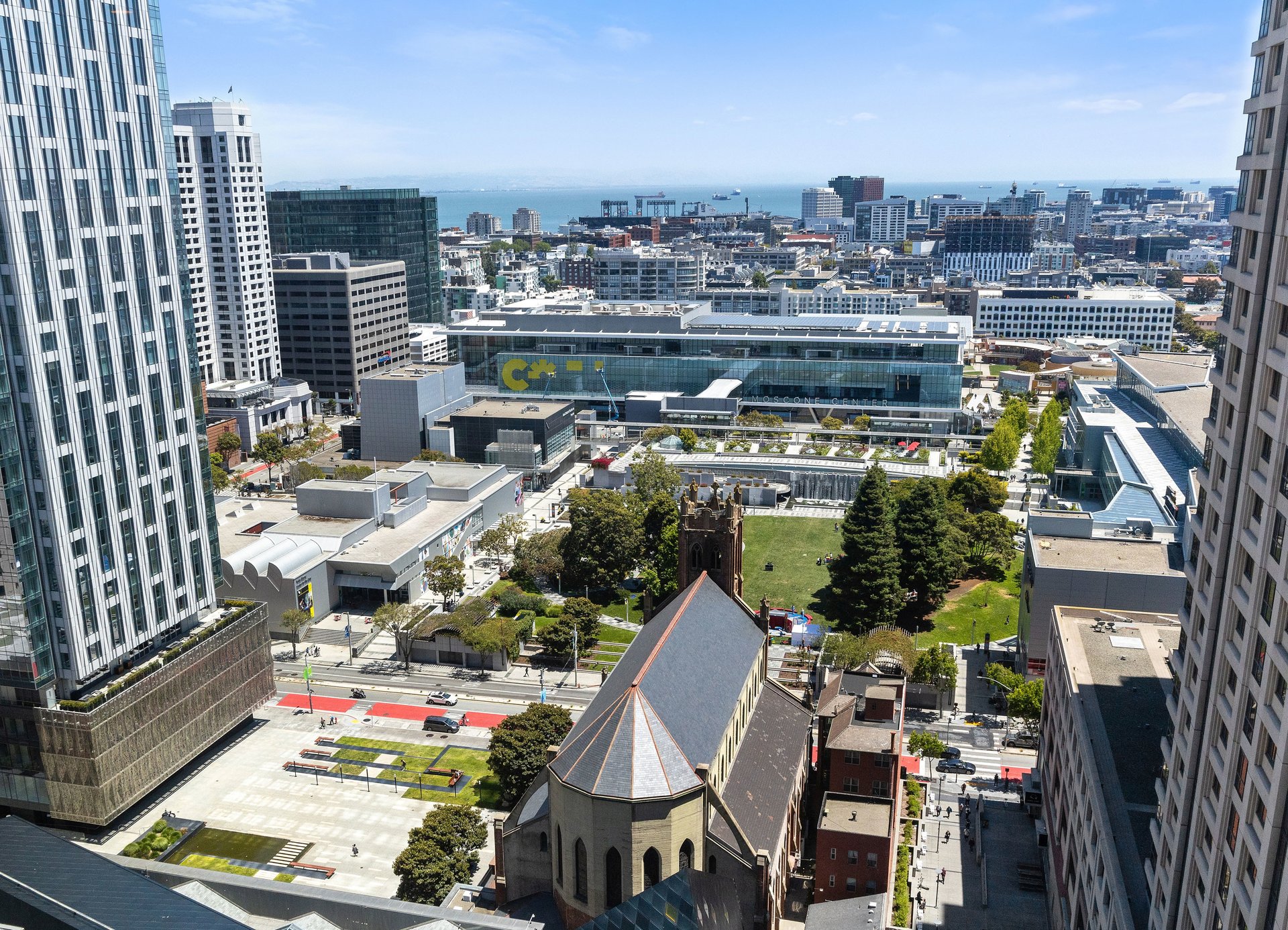 Glass-Walls and Panoramic Views