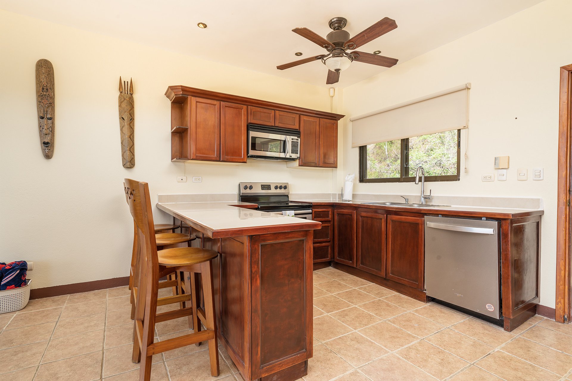 Divine Retreats Penthouse 4 | Ocean-View Condo in Playa Prieta, Steps from the Beach