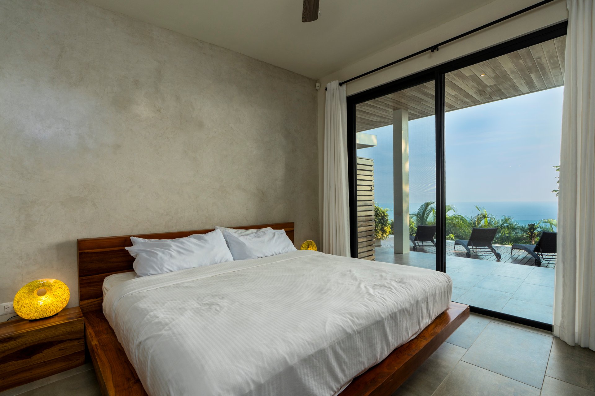 Hermosa Retreat Ocean View HR5