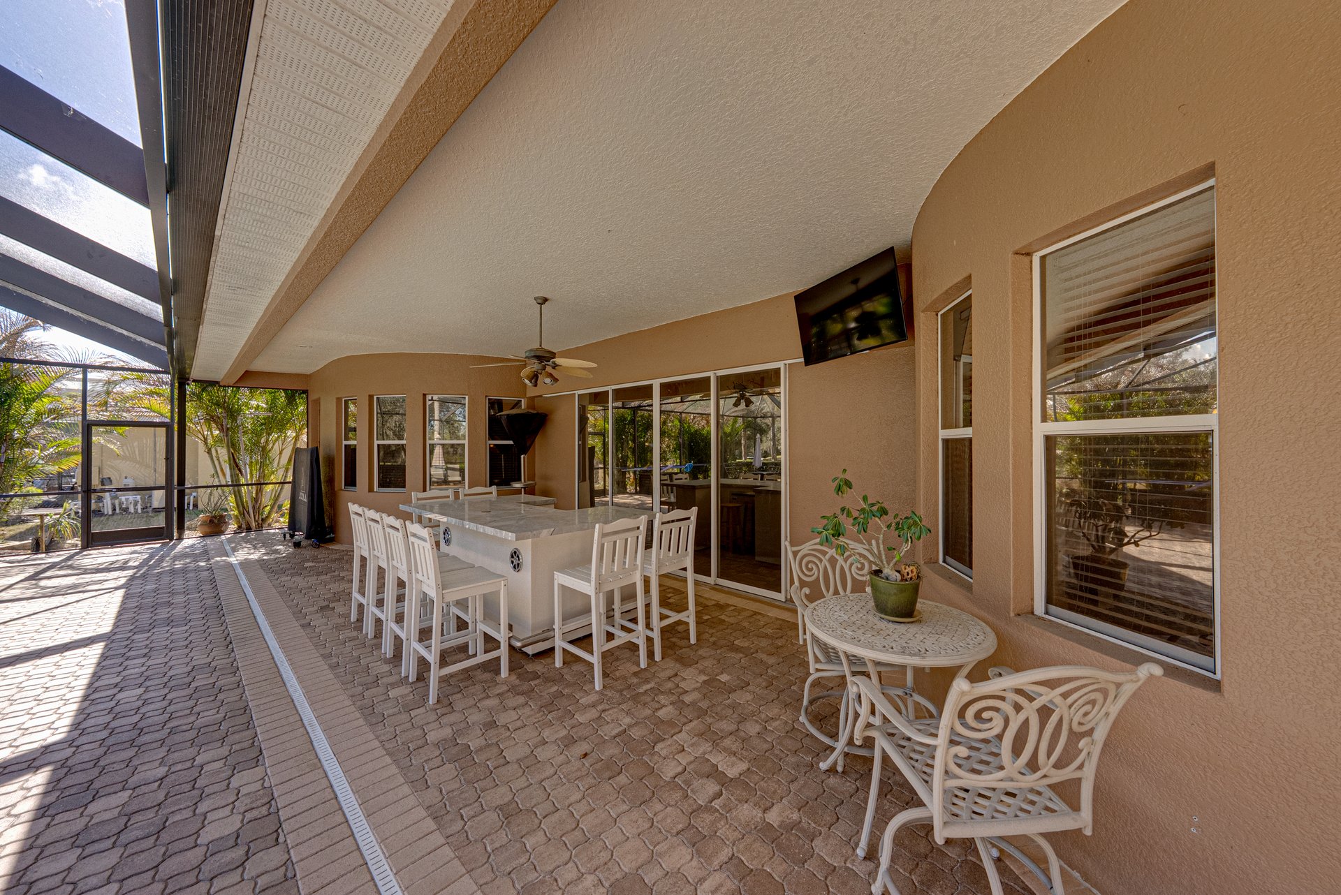 12852 GRAND TRAVERSE DR