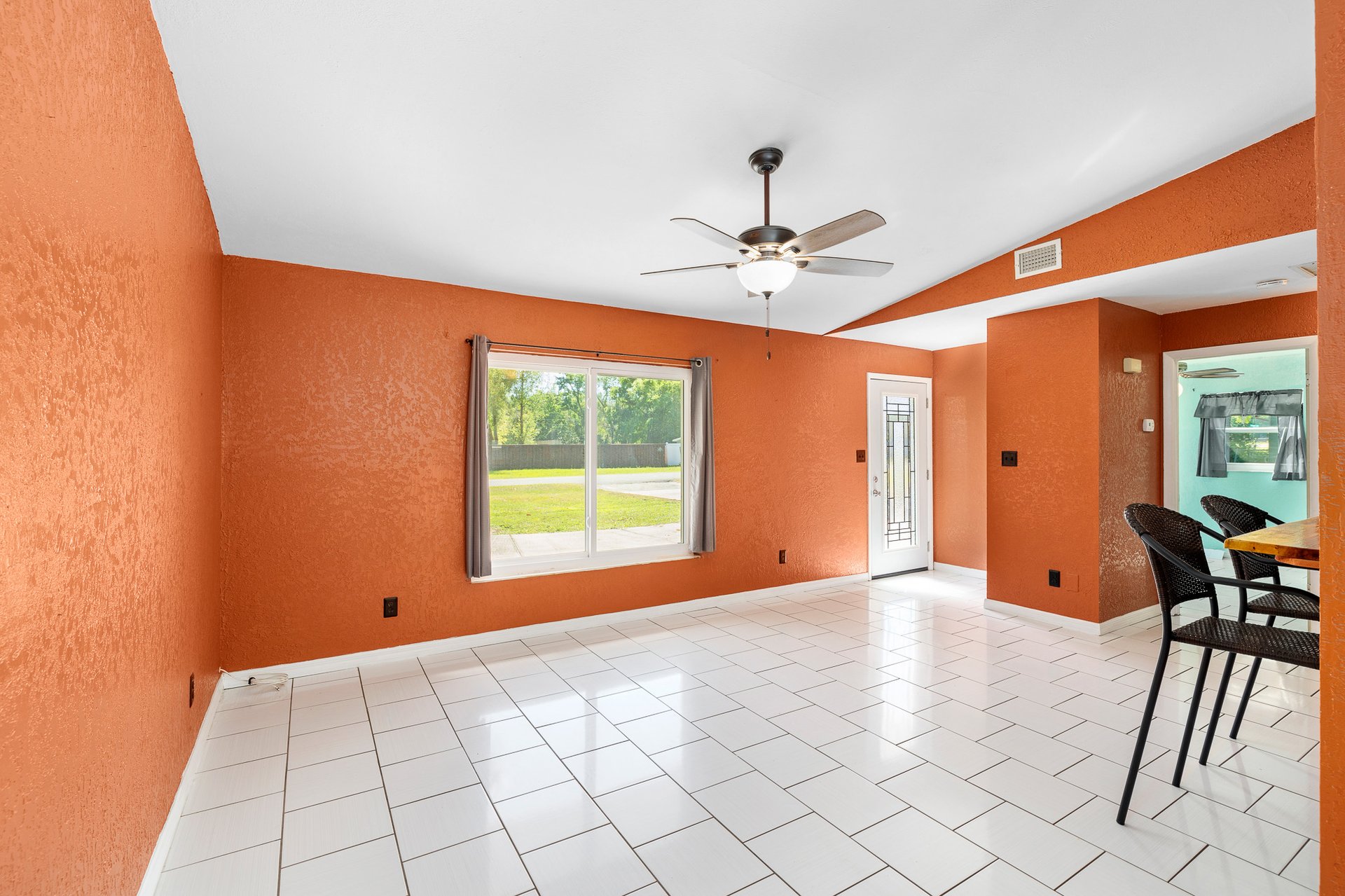 3399 RIVERDALE DR