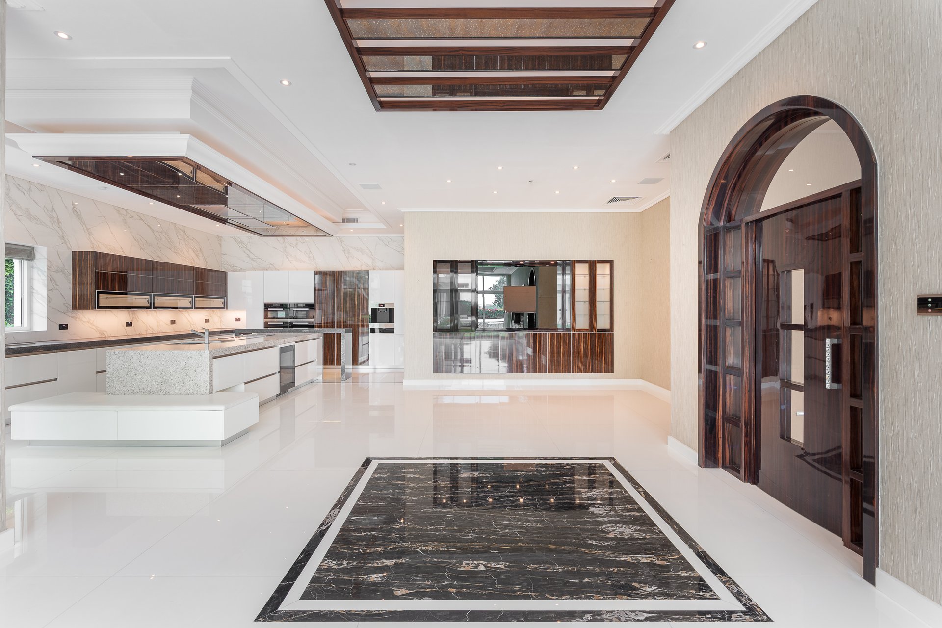 Emirates Hills Villa 