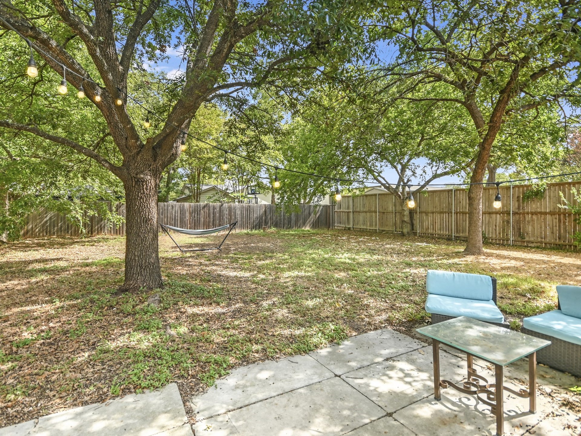 1404 Romeria DR