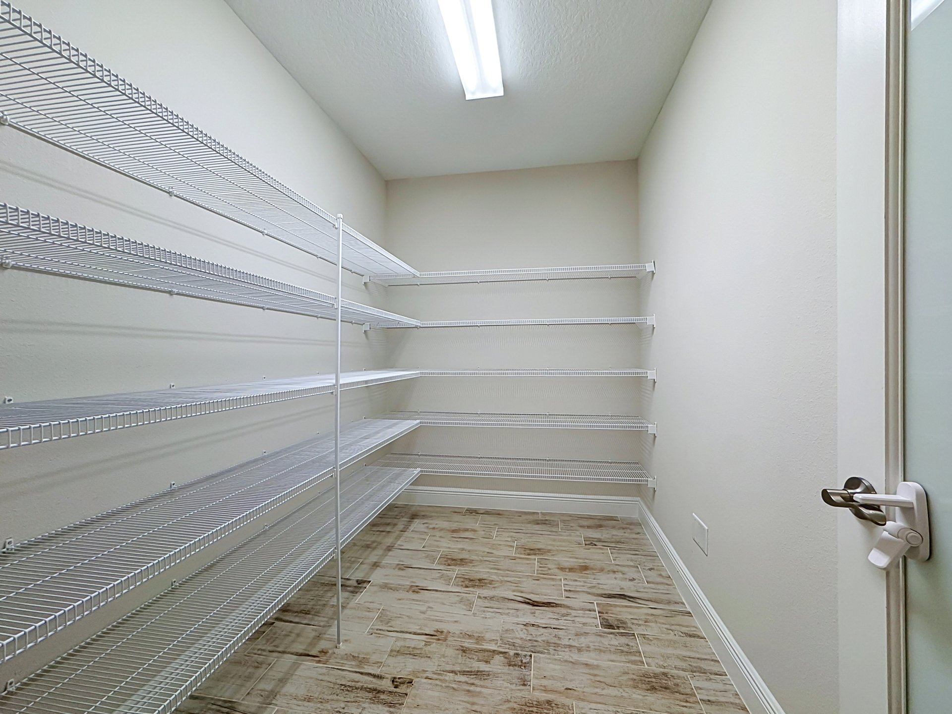 Move-In Ready Pelican in Hawkstone — No Builder Wait, $40K in Upgrades