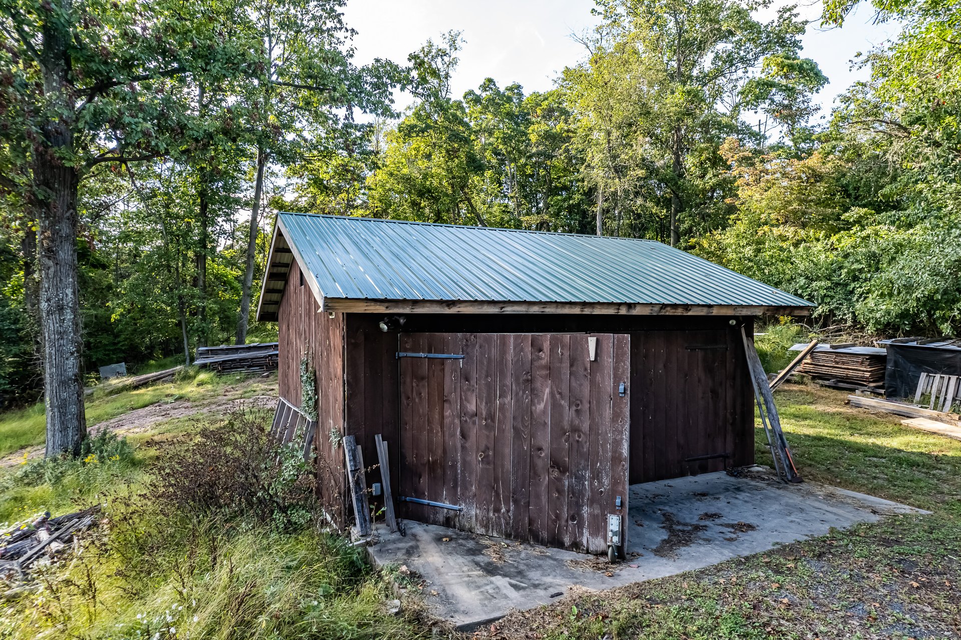 1387 Parkland Road