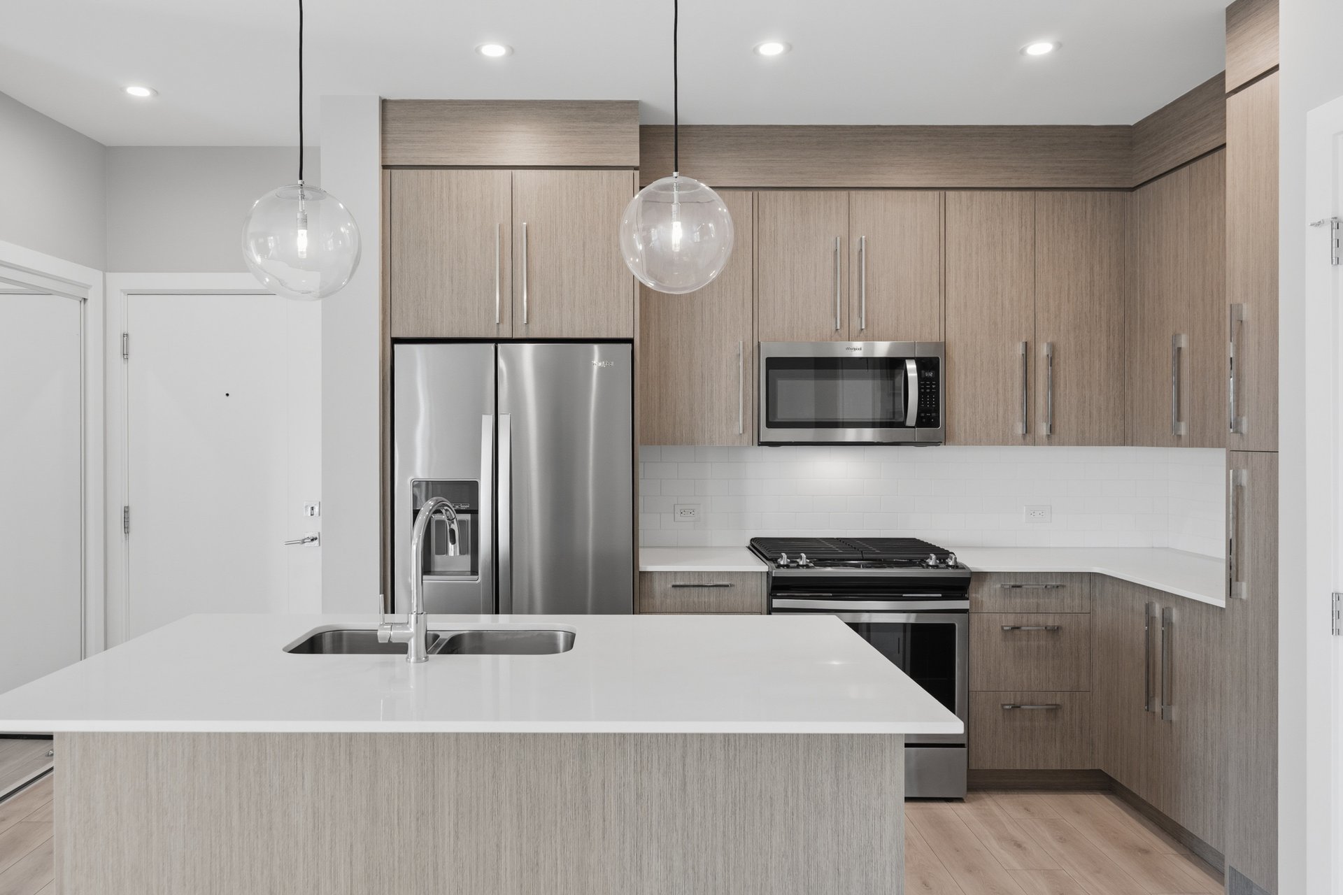 383 Smith Street NW Unit: 402