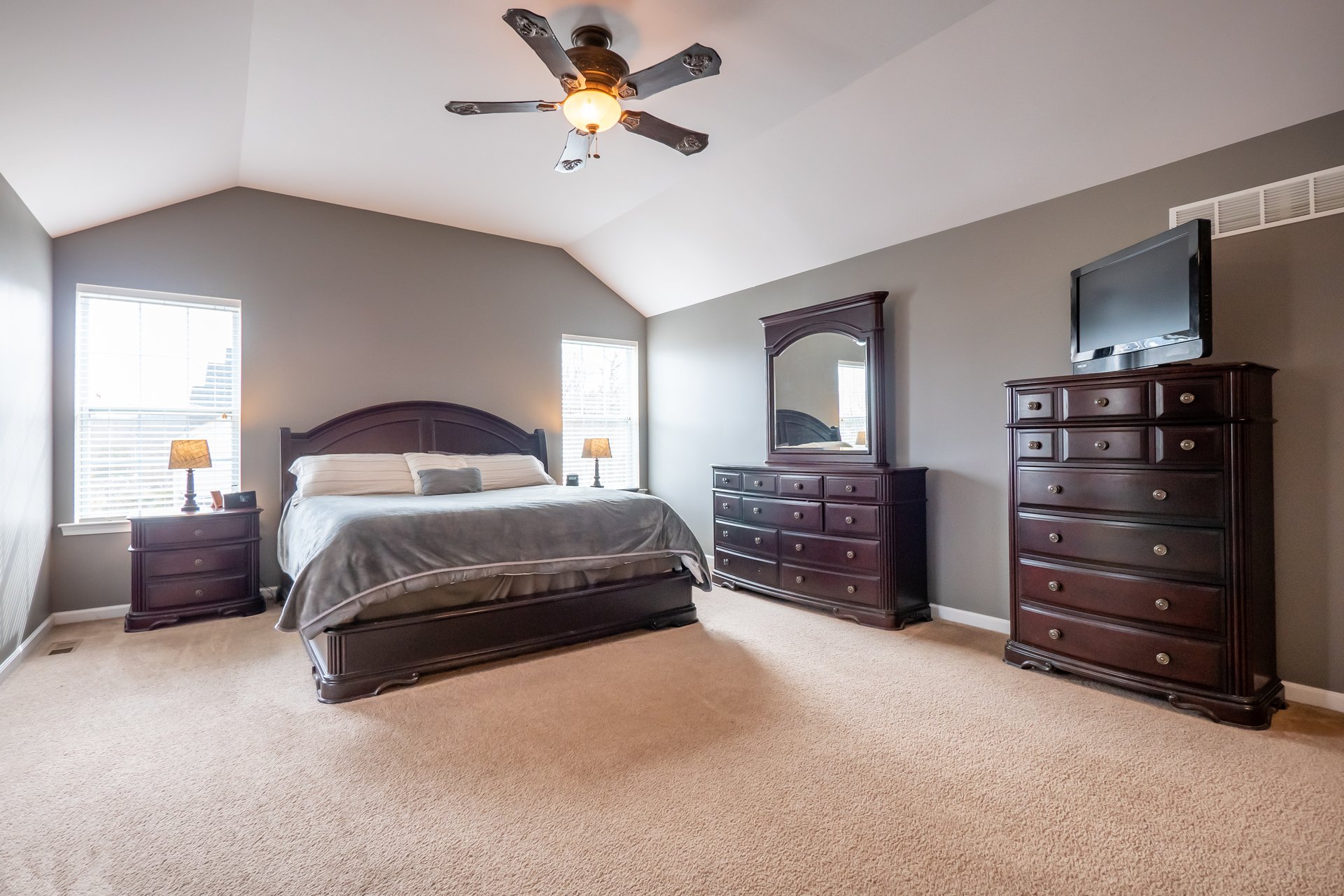 4640 Rolling Ridge Drive
