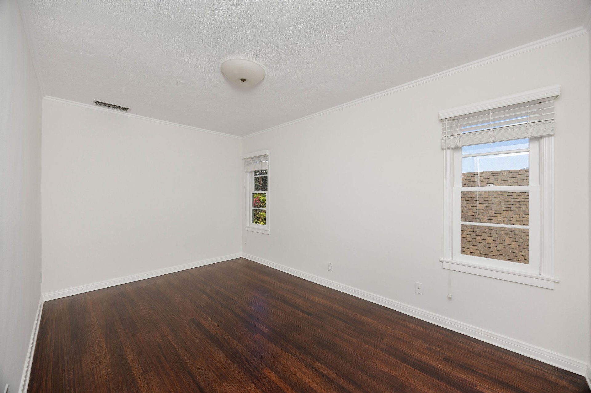 157 S. Fuller Ave