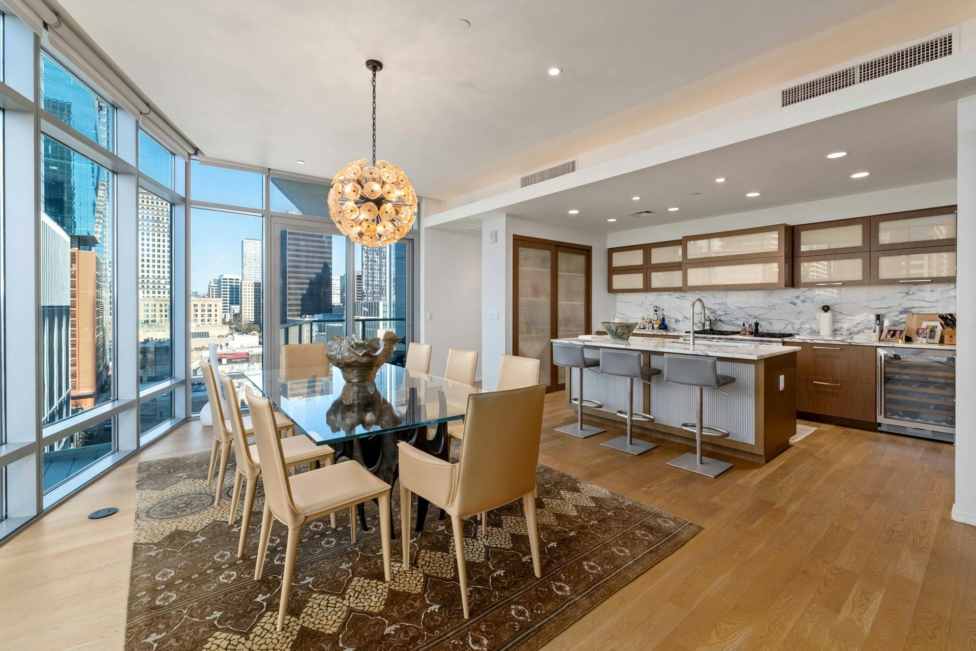 200 Congress Ave #11E